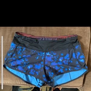 Lululemon Speed Short. Size 6.